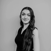 Angelina profile pic